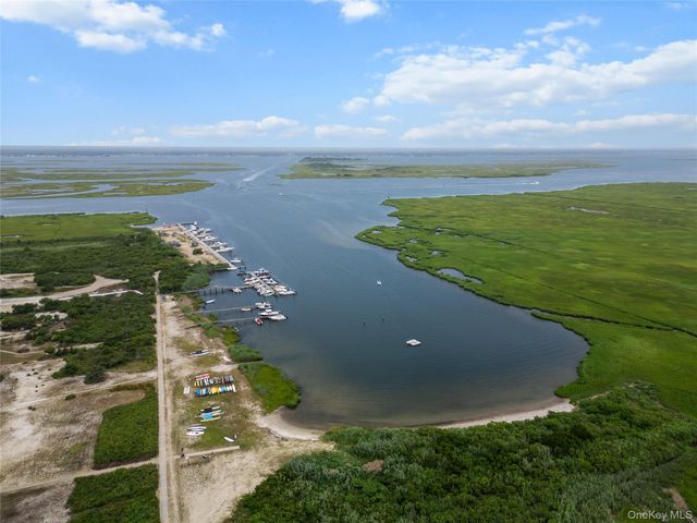 11 Ocean Walk, West Gilgo Beach, NY 11702