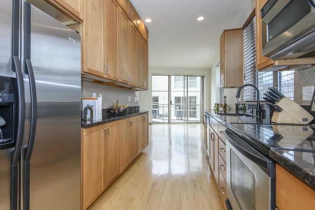 2114 N Commerce STREET, Milwaukee, WI 53212