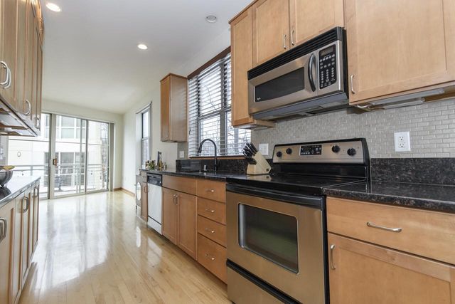 2114 N Commerce STREET, Milwaukee, WI 53212