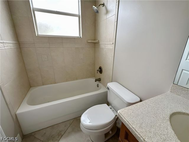 14781 Royal Oak CT, Fort Myers, FL 33919