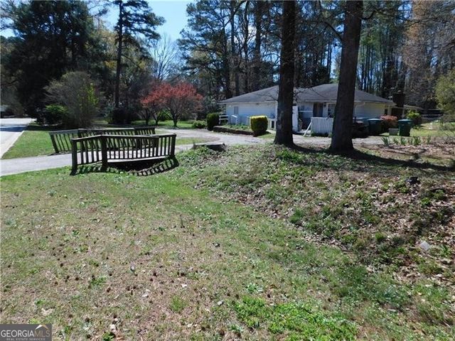 5265 Five Forks Trickum Road SW, Lilburn, GA 30047