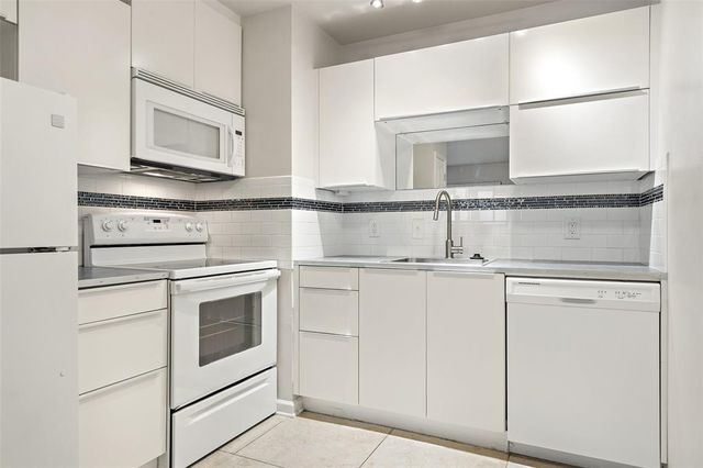 2404 Longview ST 105, Austin, TX 78705