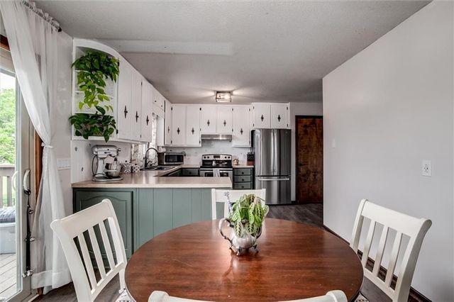 546 McDonald Road, Leavenworth, KS 66048
