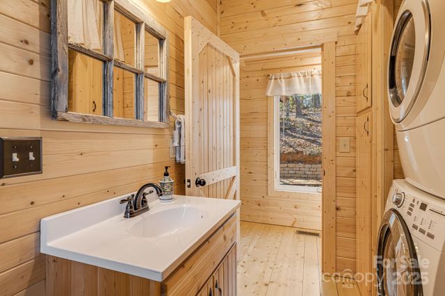 81 Delind Drive, Mill Spring, NC 28756