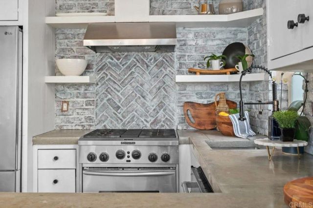 159 W Diana 6, Encinitas, CA 92024