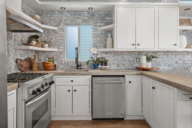 159 W Diana 6, Encinitas, CA 92024