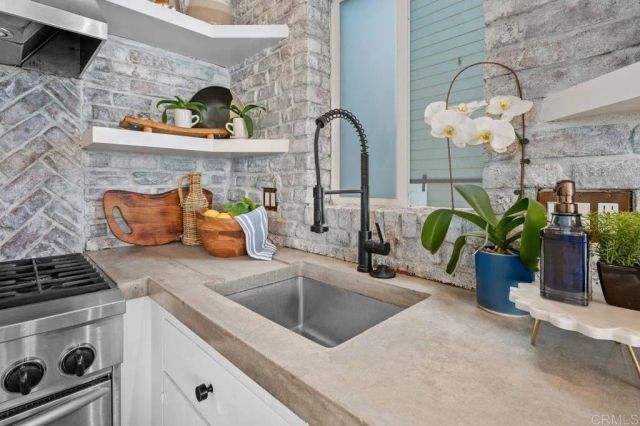 159 W Diana 6, Encinitas, CA 92024