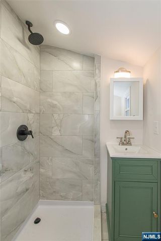 64 Harwich, Dumont, NJ 07628