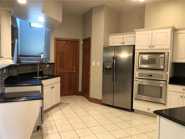 87 FARMVIEW DR, South Union Twp, PA 15401