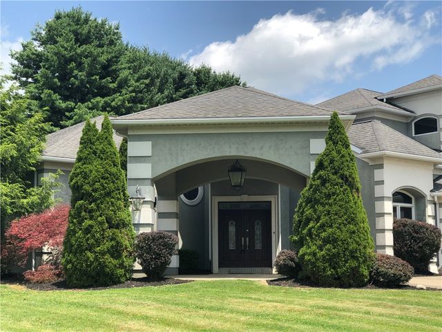 87 FARMVIEW DR, South Union Twp, PA 15401