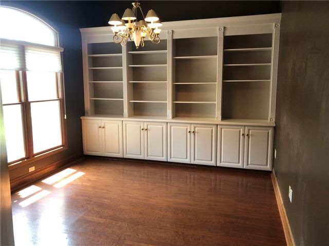 87 FARMVIEW DR, South Union Twp, PA 15401