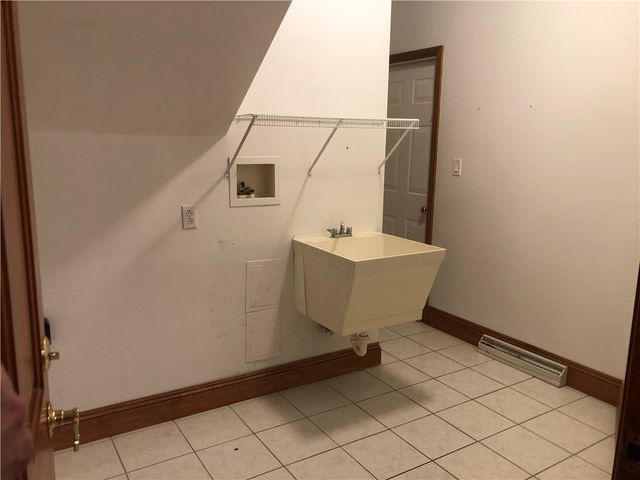 87 FARMVIEW DR, South Union Twp, PA 15401