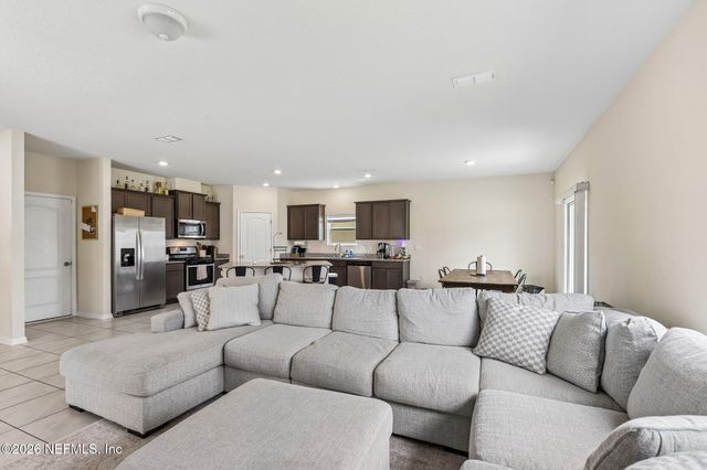 86237 MAINLINE Road, Yulee, FL 32097