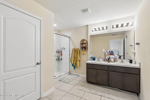 86237 MAINLINE Road, Yulee, FL 32097