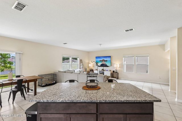 86237 MAINLINE Road, Yulee, FL 32097