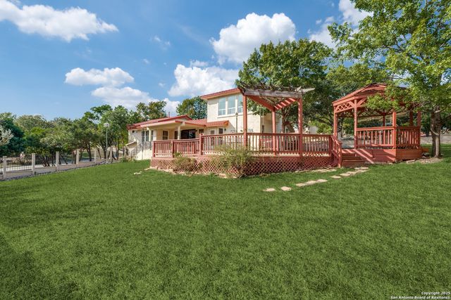 6410 Laurel Hill, San Antonio, TX 78229