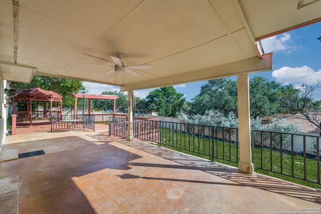 6410 Laurel Hill, San Antonio, TX 78229