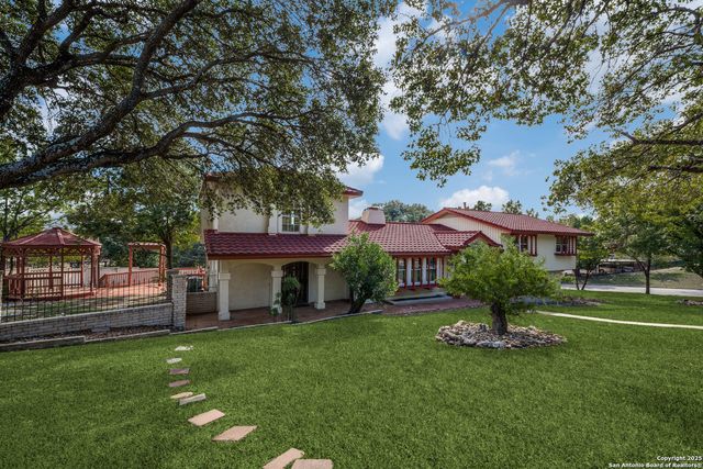 6410 Laurel Hill, San Antonio, TX 78229