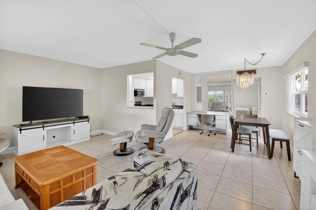 642 N Flanders N 642, Delray Beach, FL 33484