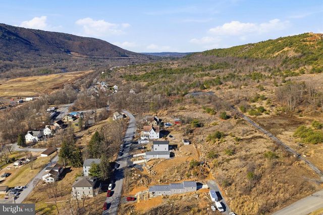 1021 PRINCETON AVE, Palmerton, PA 18071