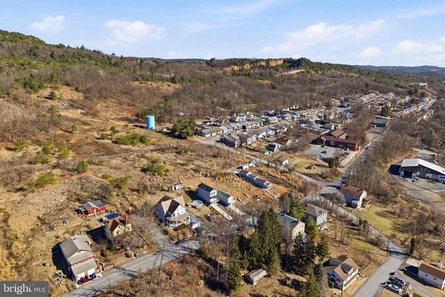 1021 PRINCETON AVE, Palmerton, PA 18071