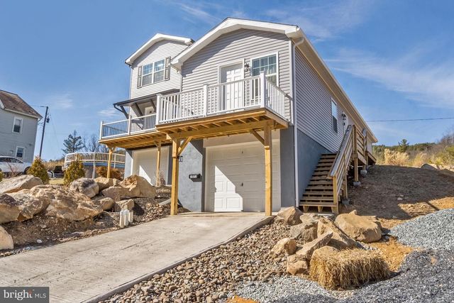 1021 PRINCETON AVE, Palmerton, PA 18071