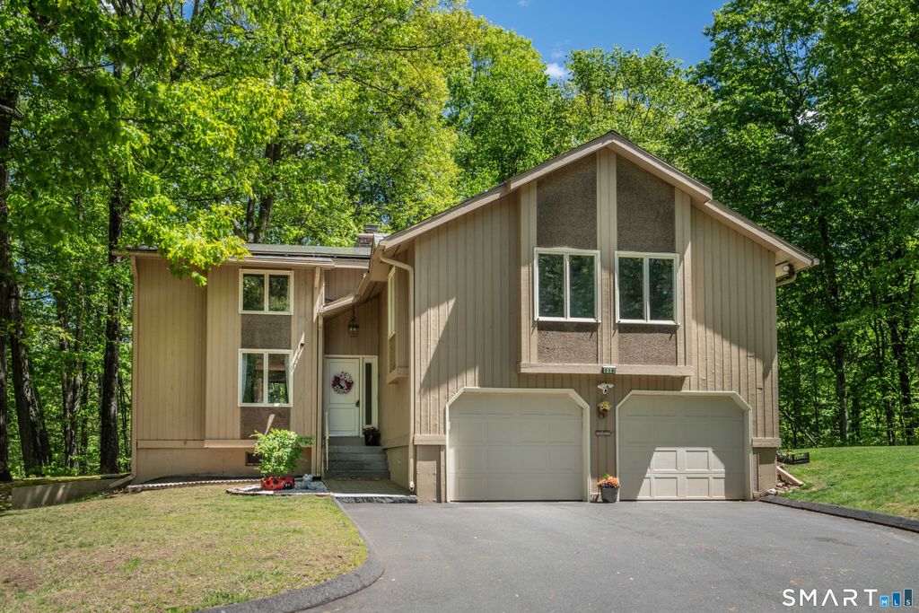 518 Wickham Road, Glastonbury, CT 06033