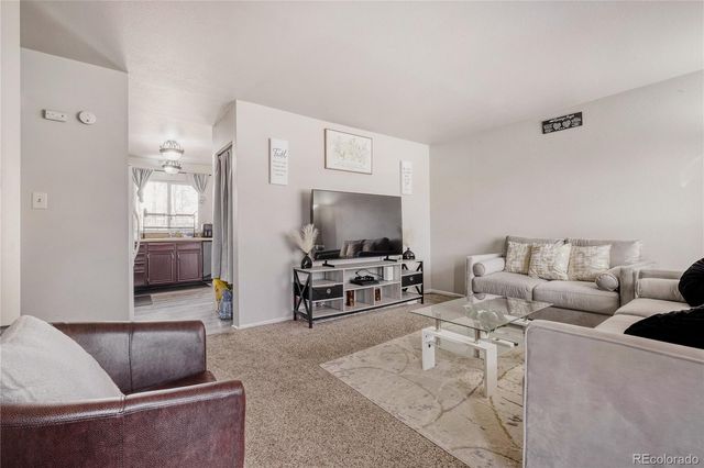 2530 Prescott Circle, Colorado Springs, CO 80916