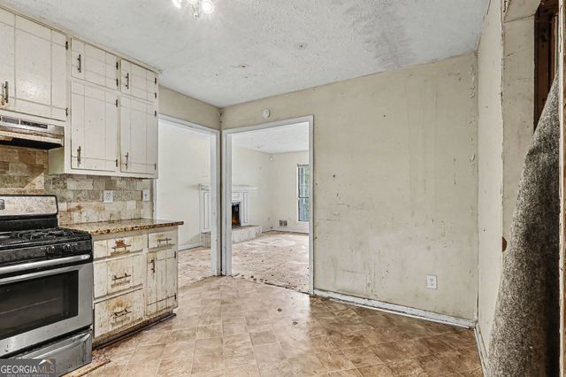 8326 Commanche Court, Jonesboro, GA 30236