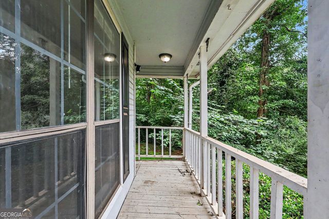 8326 Commanche Court, Jonesboro, GA 30236