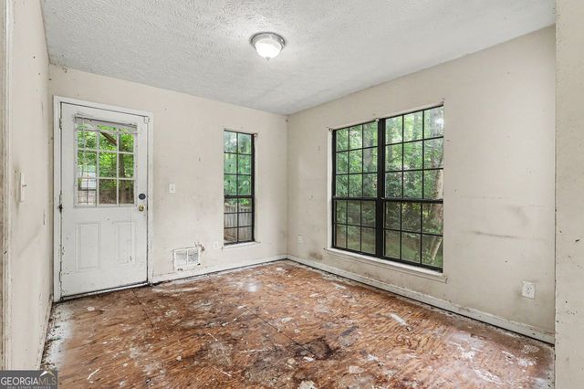 8326 Commanche Court, Jonesboro, GA 30236