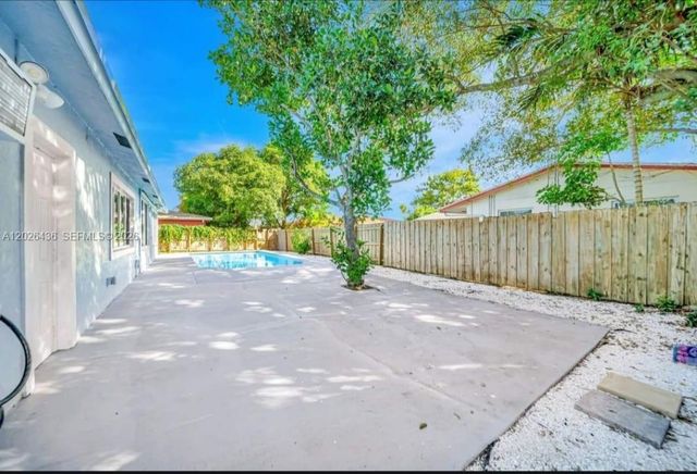 6812 Rio Pinar 1, North Lauderdale, FL 33068