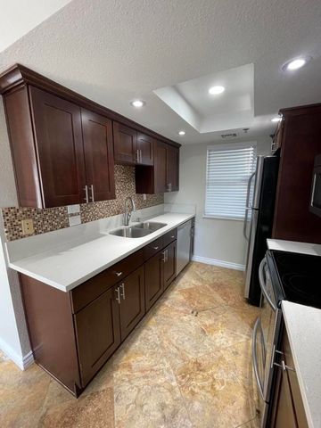 43376 Cook Street 52, Palm Desert, CA 92211