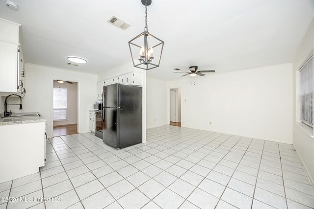 1213 King Henry Drive, Ocean Springs, MS 39564