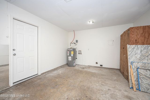 1213 King Henry Drive, Ocean Springs, MS 39564