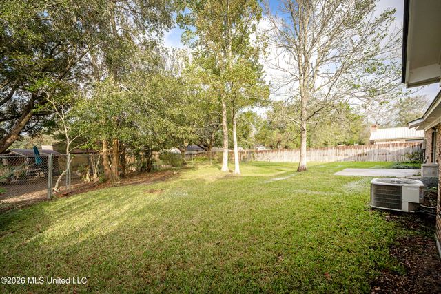 1213 King Henry Drive, Ocean Springs, MS 39564