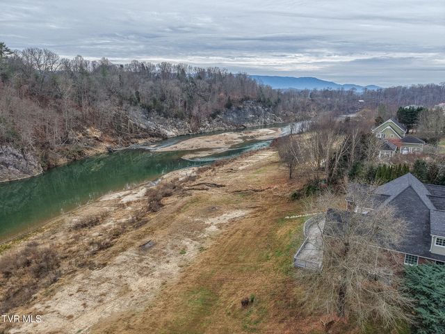 773 Waterstone Circle, Greeneville, TN 37745
