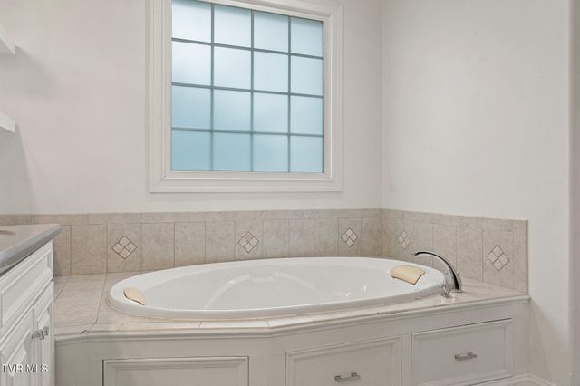 773 Waterstone Circle, Greeneville, TN 37745