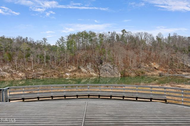 773 Waterstone Circle, Greeneville, TN 37745