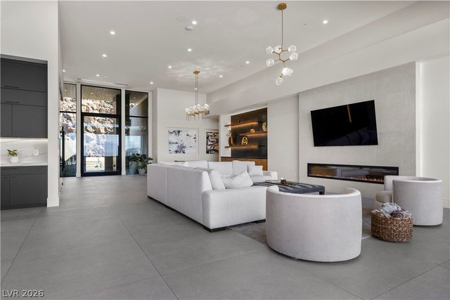 467 Cityview Ridge Drive, Henderson, NV 89012