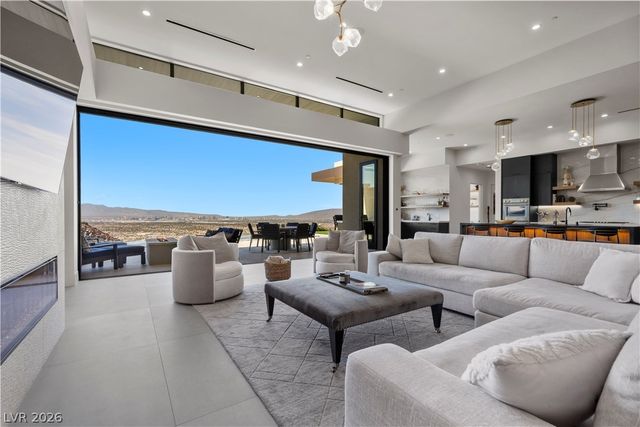 467 Cityview Ridge Drive, Henderson, NV 89012