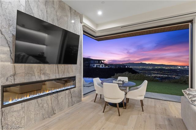 467 Cityview Ridge Drive, Henderson, NV 89012