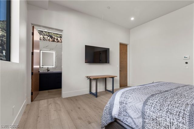 467 Cityview Ridge Drive, Henderson, NV 89012