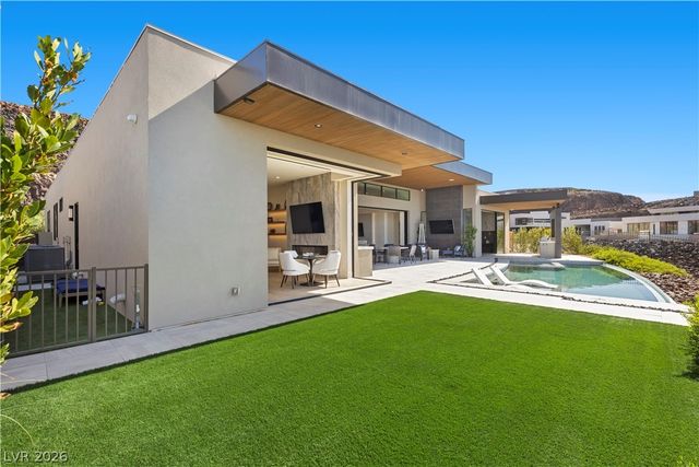 467 Cityview Ridge Drive, Henderson, NV 89012