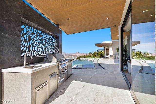 467 Cityview Ridge Drive, Henderson, NV 89012