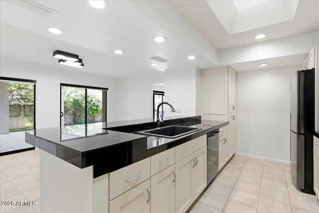 5309 N 24TH Place, Phoenix, AZ 85016