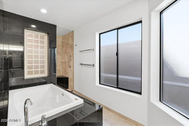 5309 N 24TH Place, Phoenix, AZ 85016