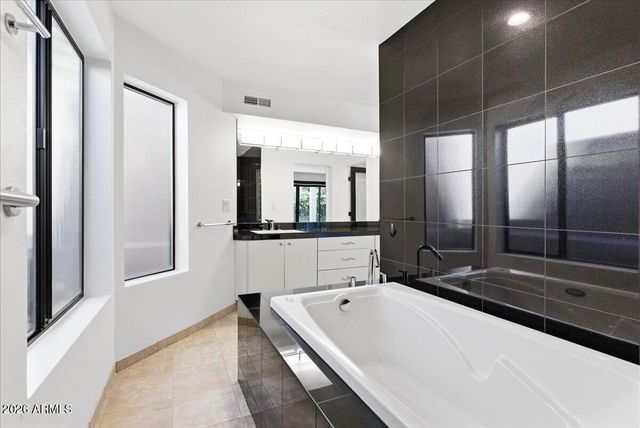 5309 N 24TH Place, Phoenix, AZ 85016