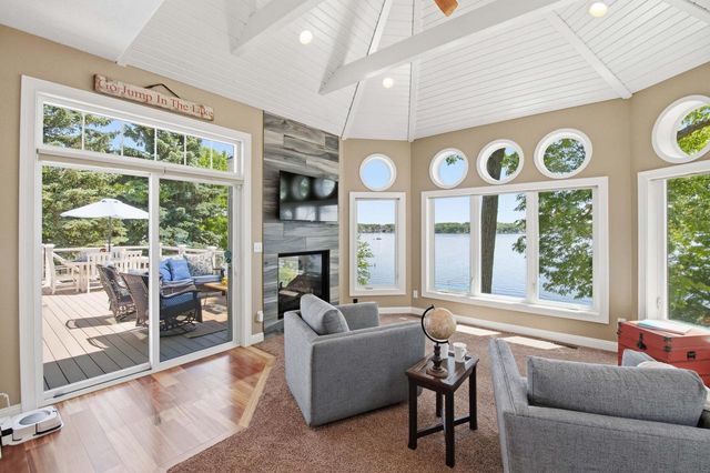 N37W26675 Kopmeier DRIVE, Pewaukee, WI 53072