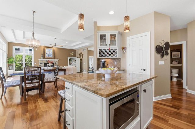 N37W26675 Kopmeier DRIVE, Pewaukee, WI 53072